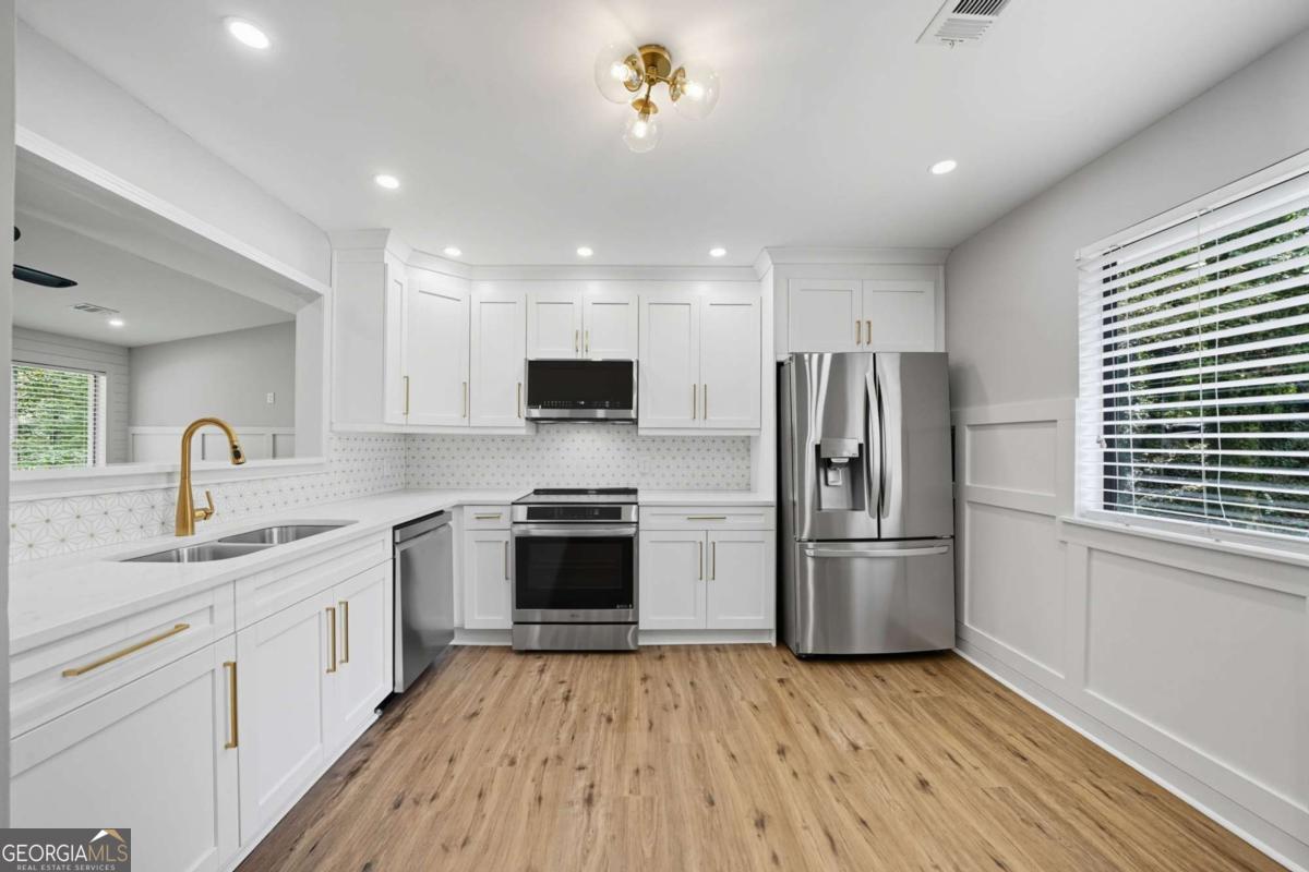 3063 Bruckner Boulevard