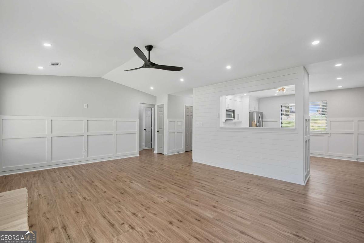 3063 Bruckner Boulevard