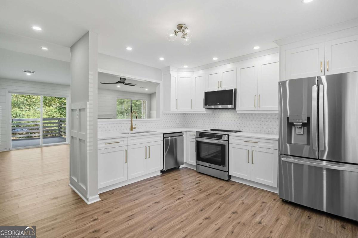 3063 Bruckner Boulevard