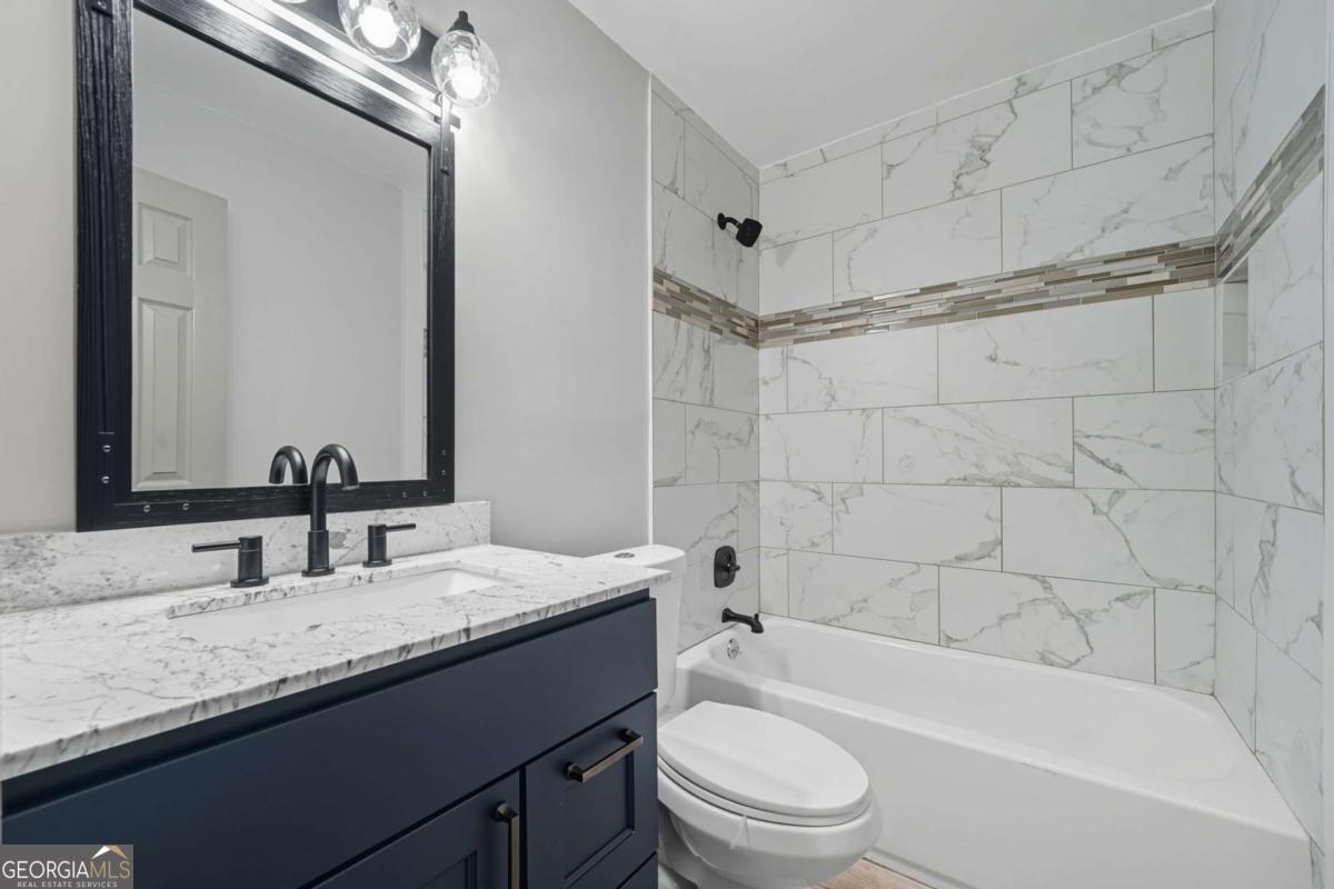 3063 Bruckner Boulevard