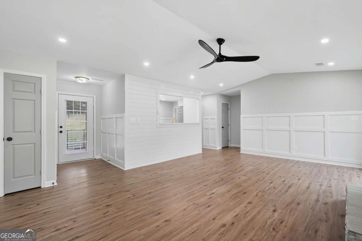 3063 Bruckner Boulevard