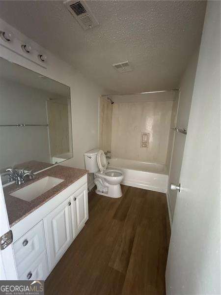 3256 Covington Drive