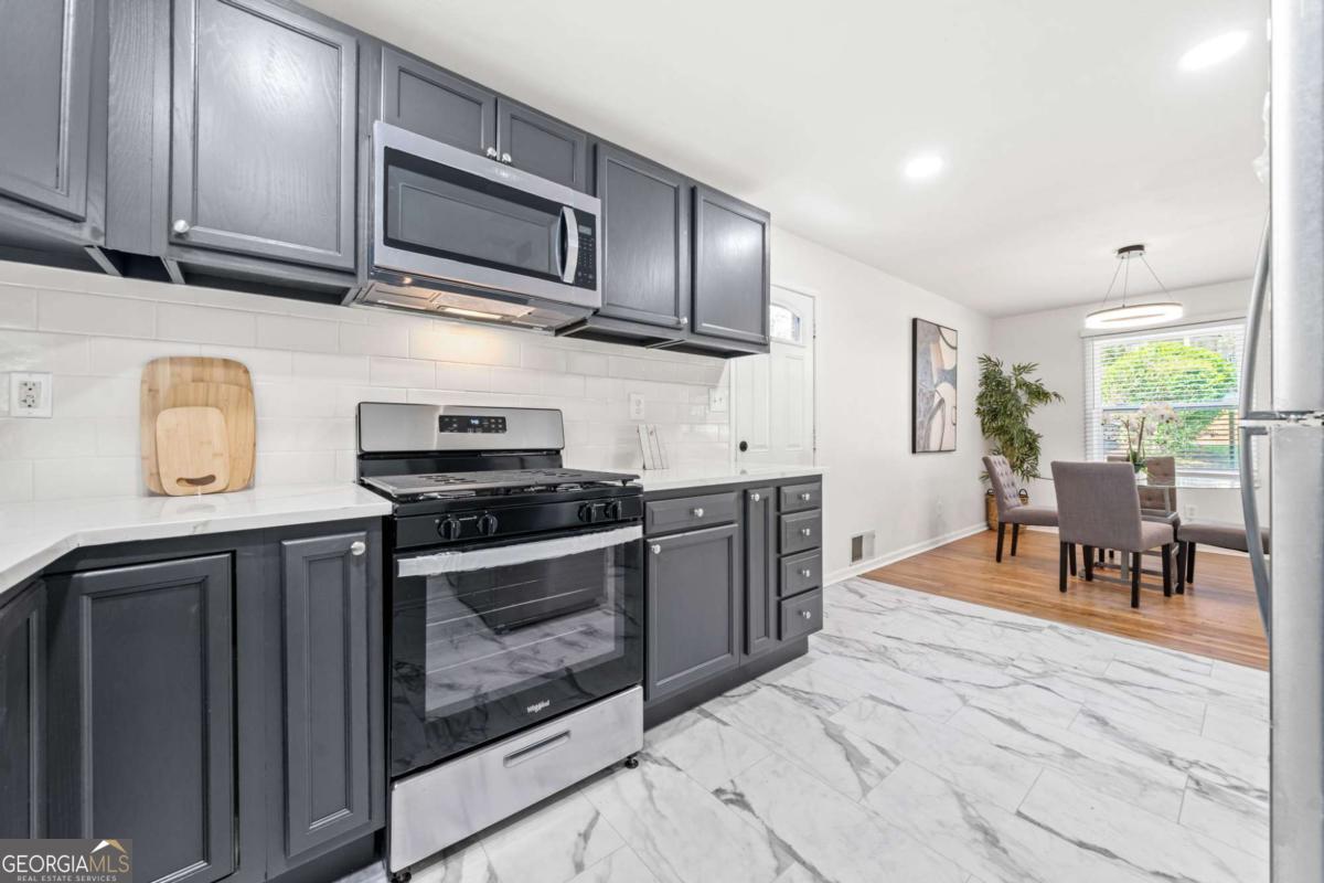 801 N Evelyn Place NW, Atlanta