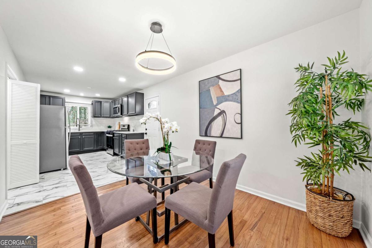 801 N Evelyn Place NW, Atlanta