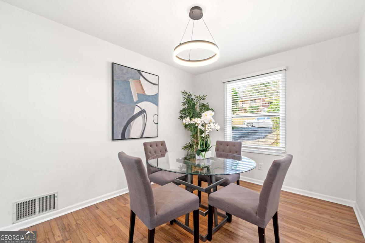 801 N Evelyn Place NW, Atlanta