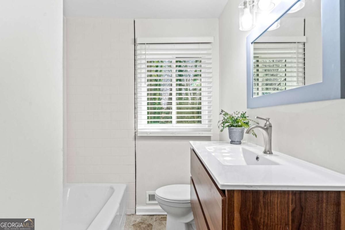 801 N Evelyn Place NW, Atlanta