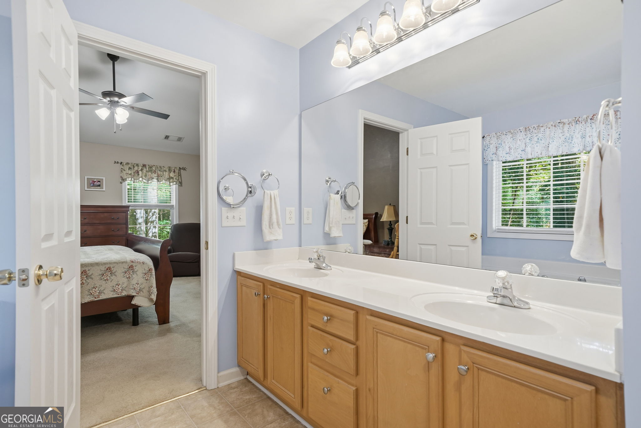 1913 Raintree Court, Snellville