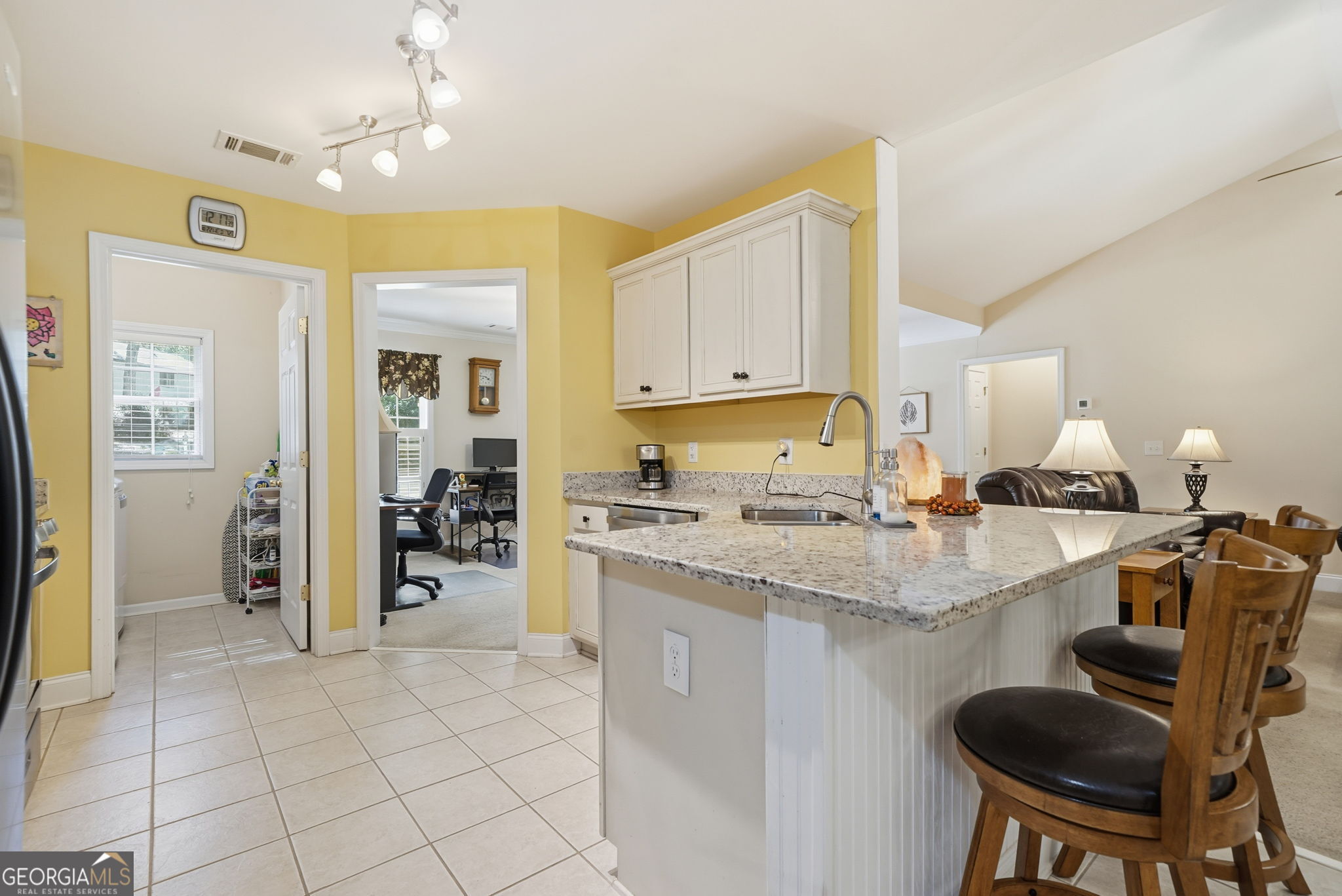 1913 Raintree Court, Snellville