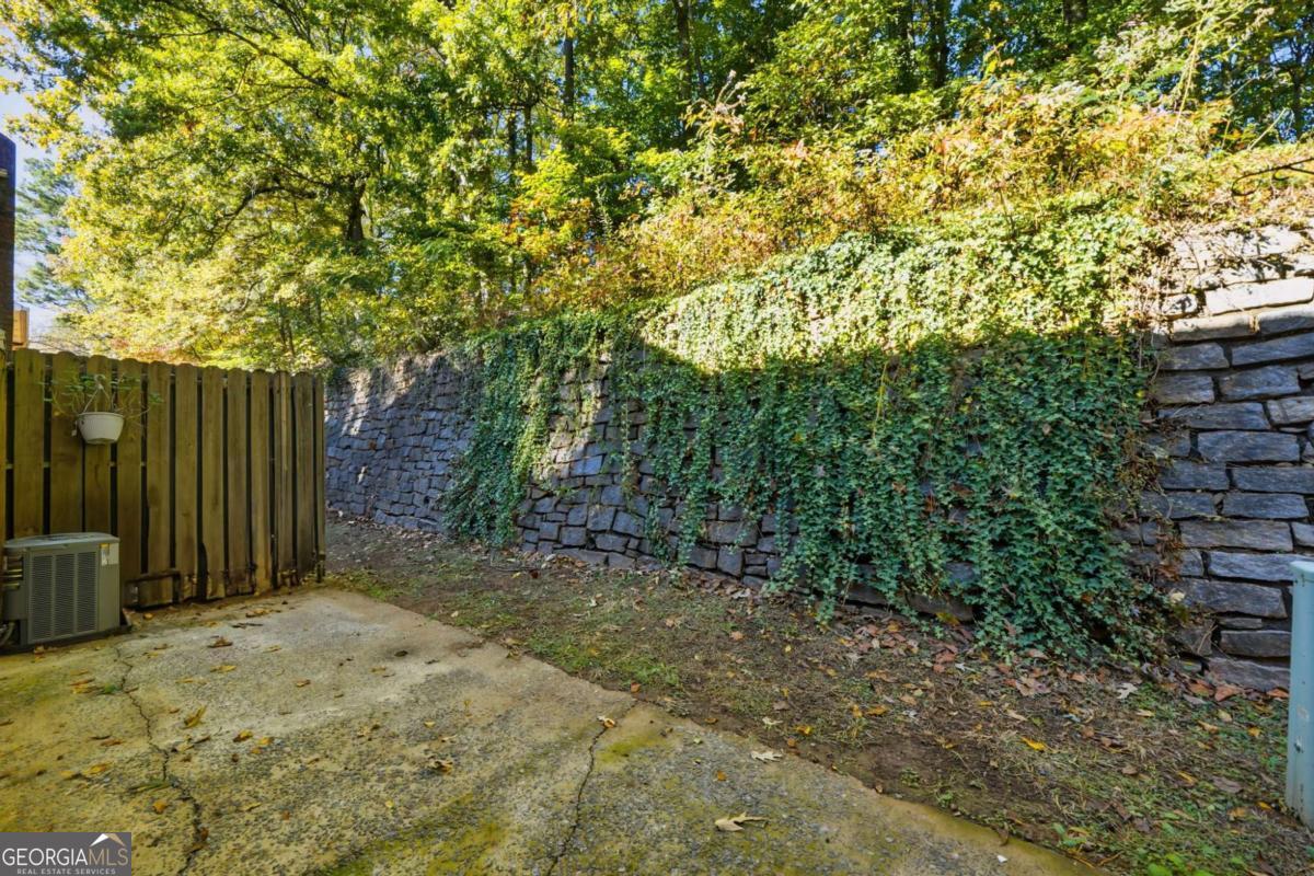 3153 Corner Oak Drive