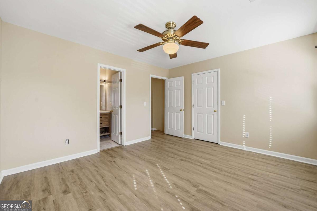 3153 Corner Oak Drive