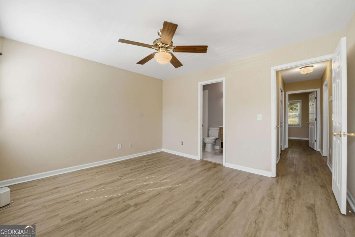 3153 Corner Oak Drive