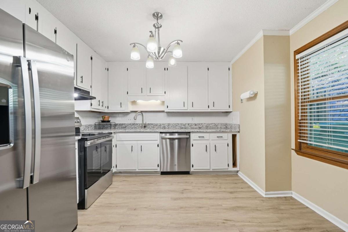 3153 Corner Oak Drive