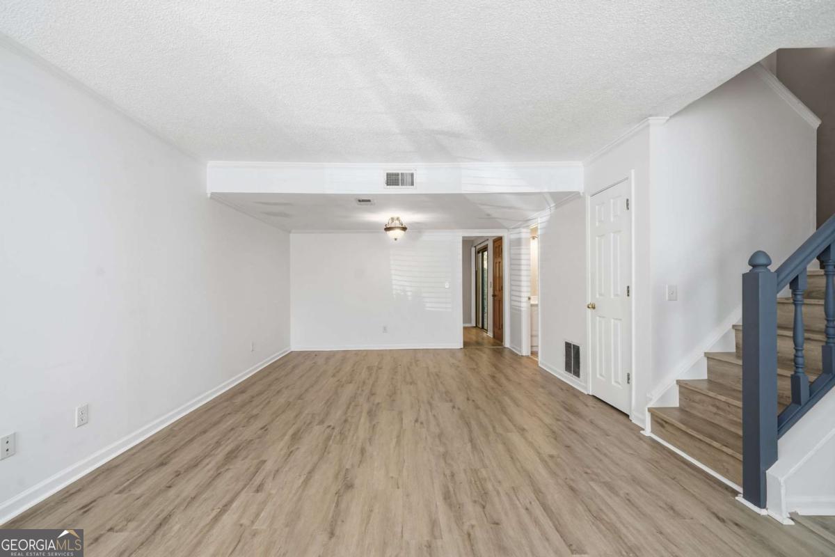 3153 Corner Oak Drive