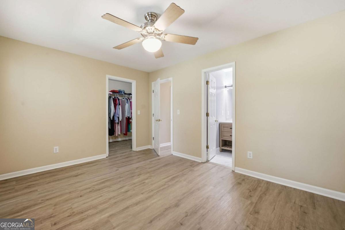 3153 Corner Oak Drive