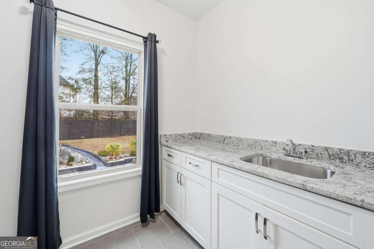 5115 Five Forks Trickum Road SW