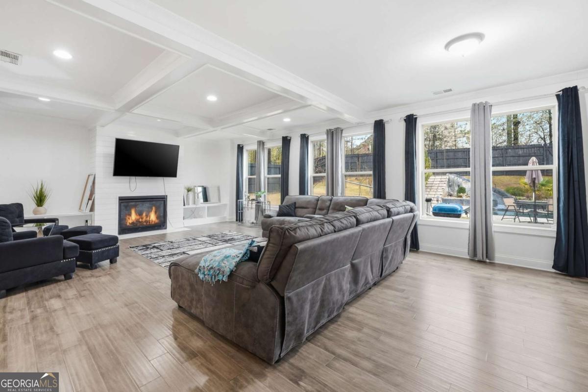 5115 Five Forks Trickum Road SW