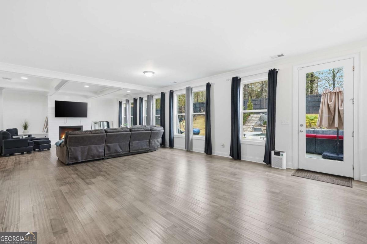 5115 Five Forks Trickum Road SW