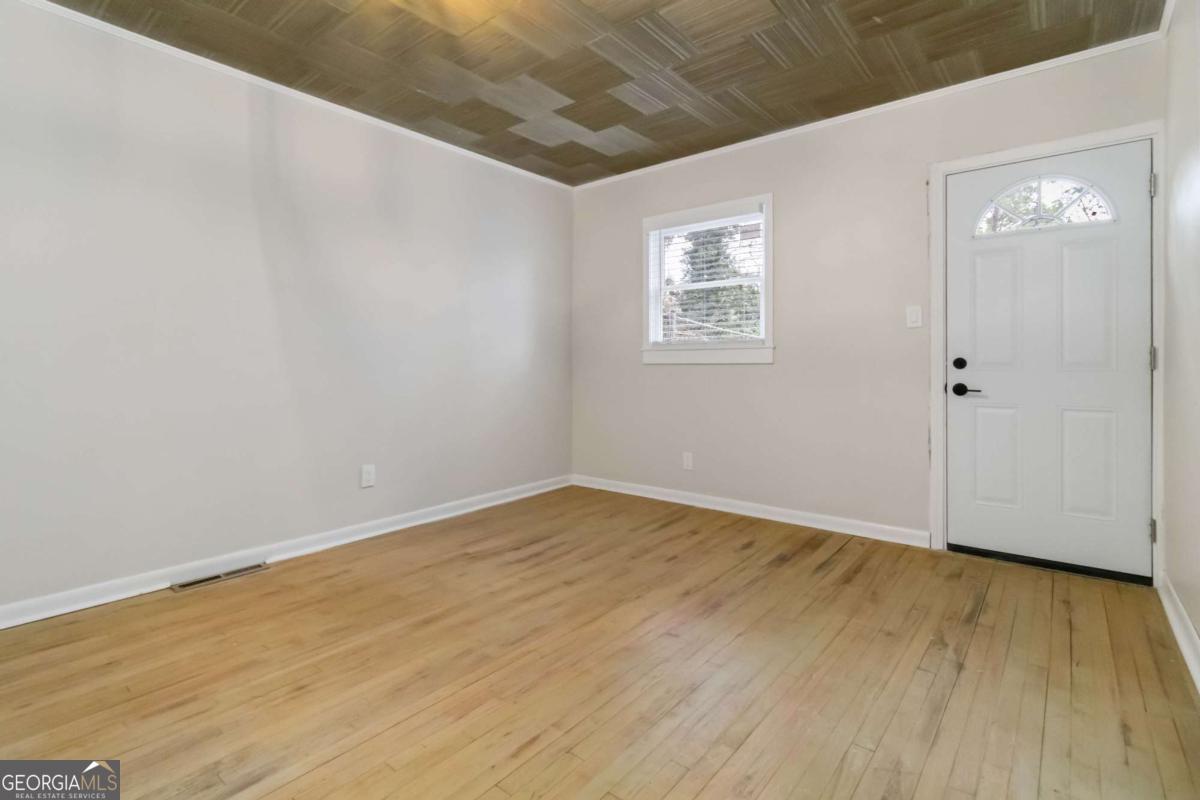 3035 Mclendon Circle NW