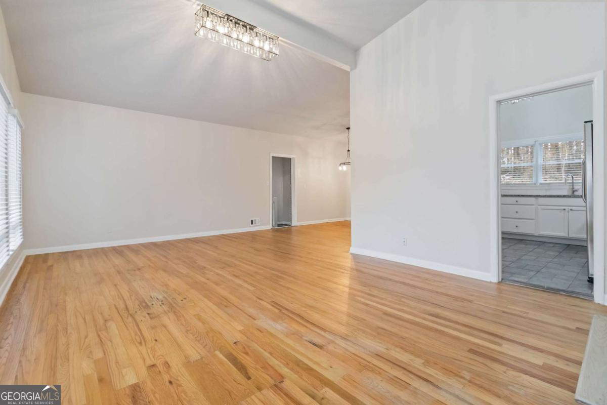 3035 Mclendon Circle NW