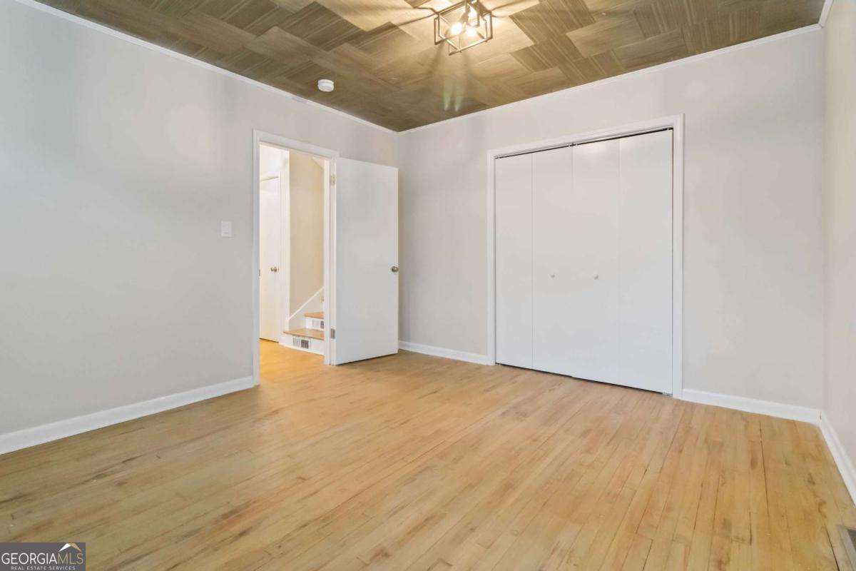 3035 Mclendon Circle NW