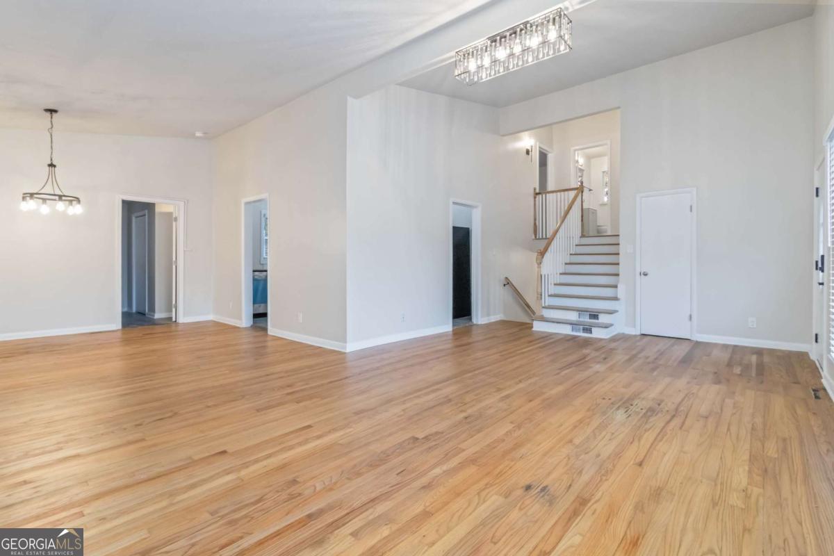 3035 Mclendon Circle NW