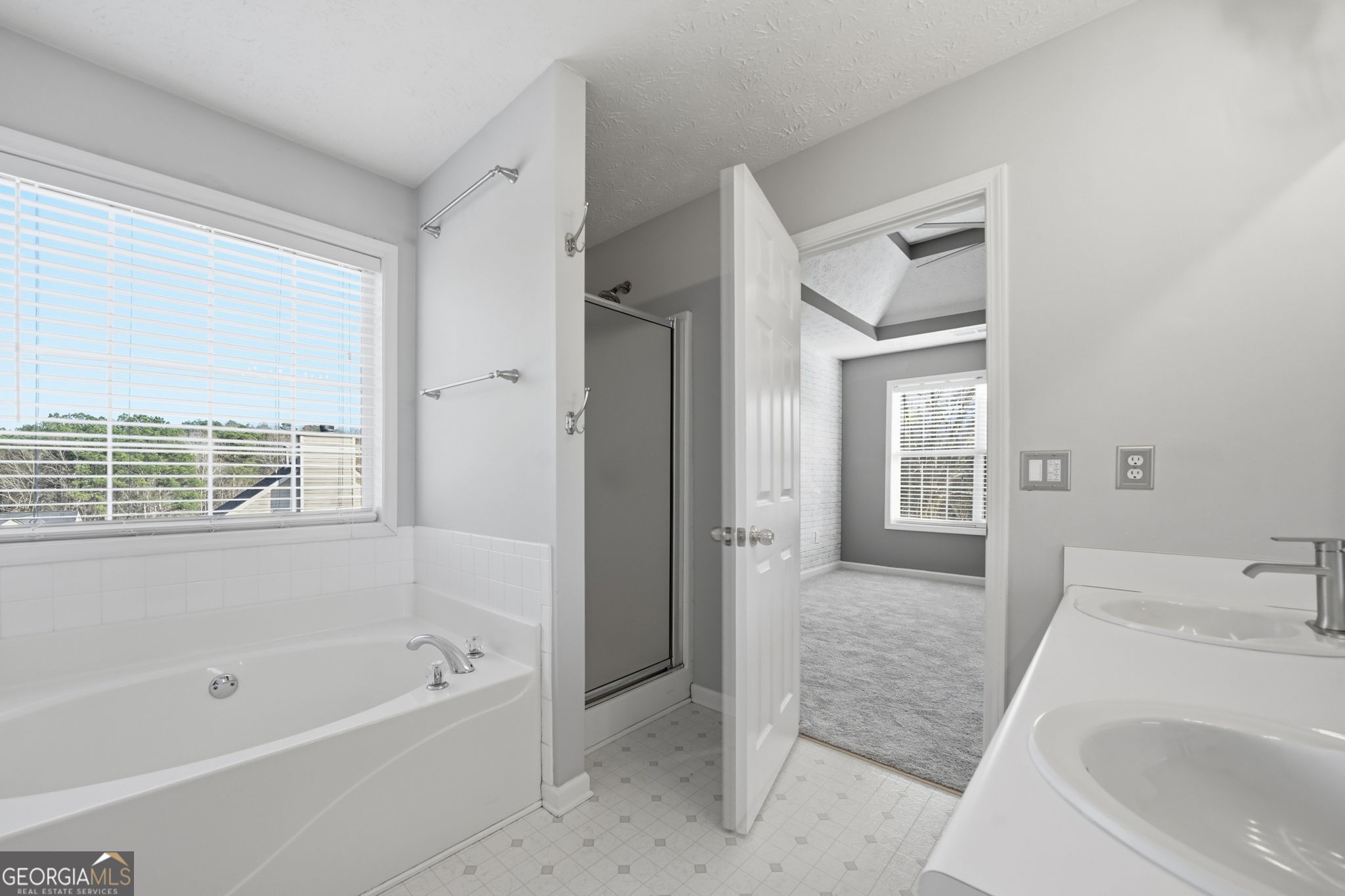 3180 Victoria Ridge Court