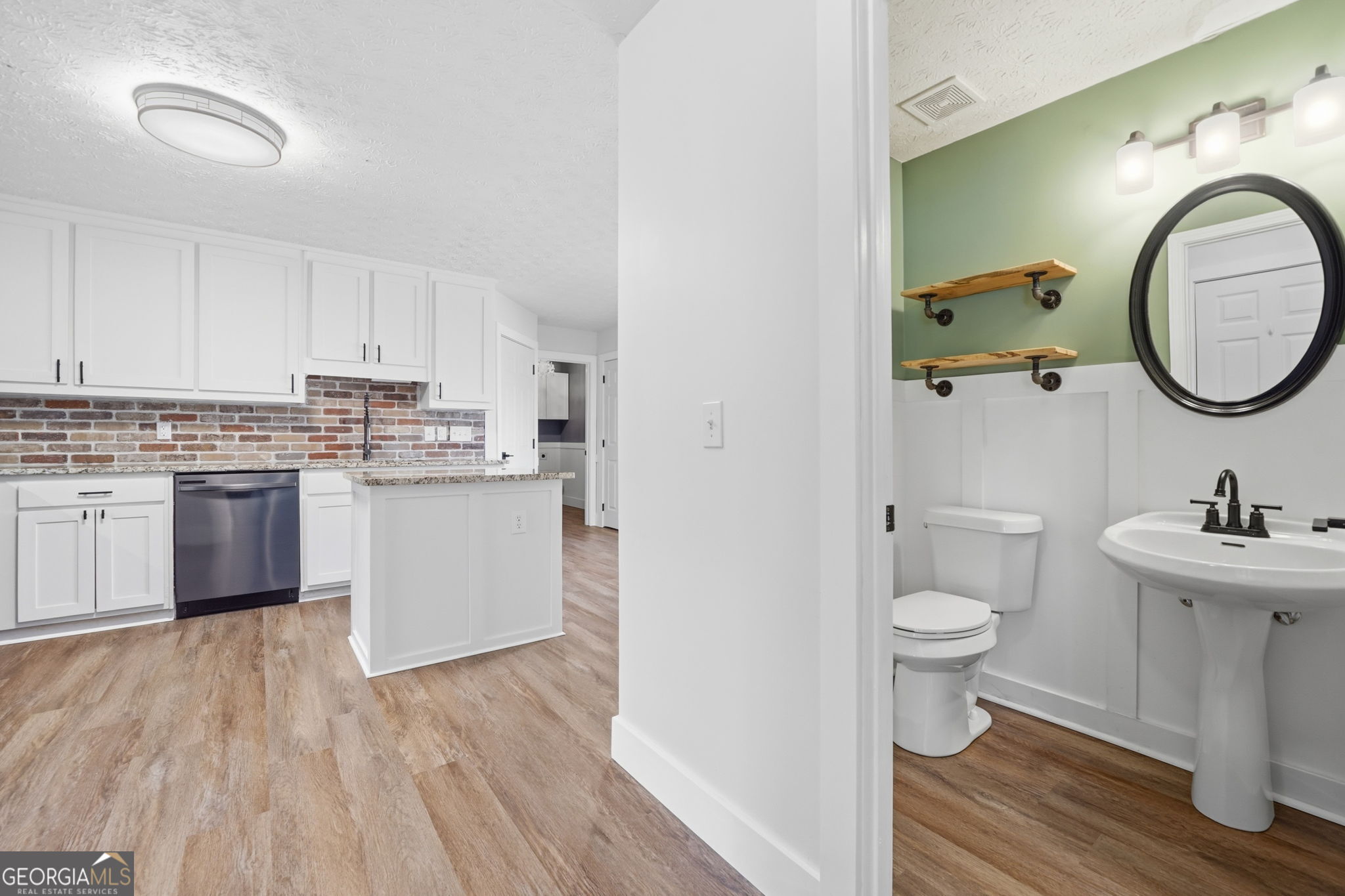 3180 Victoria Ridge Court