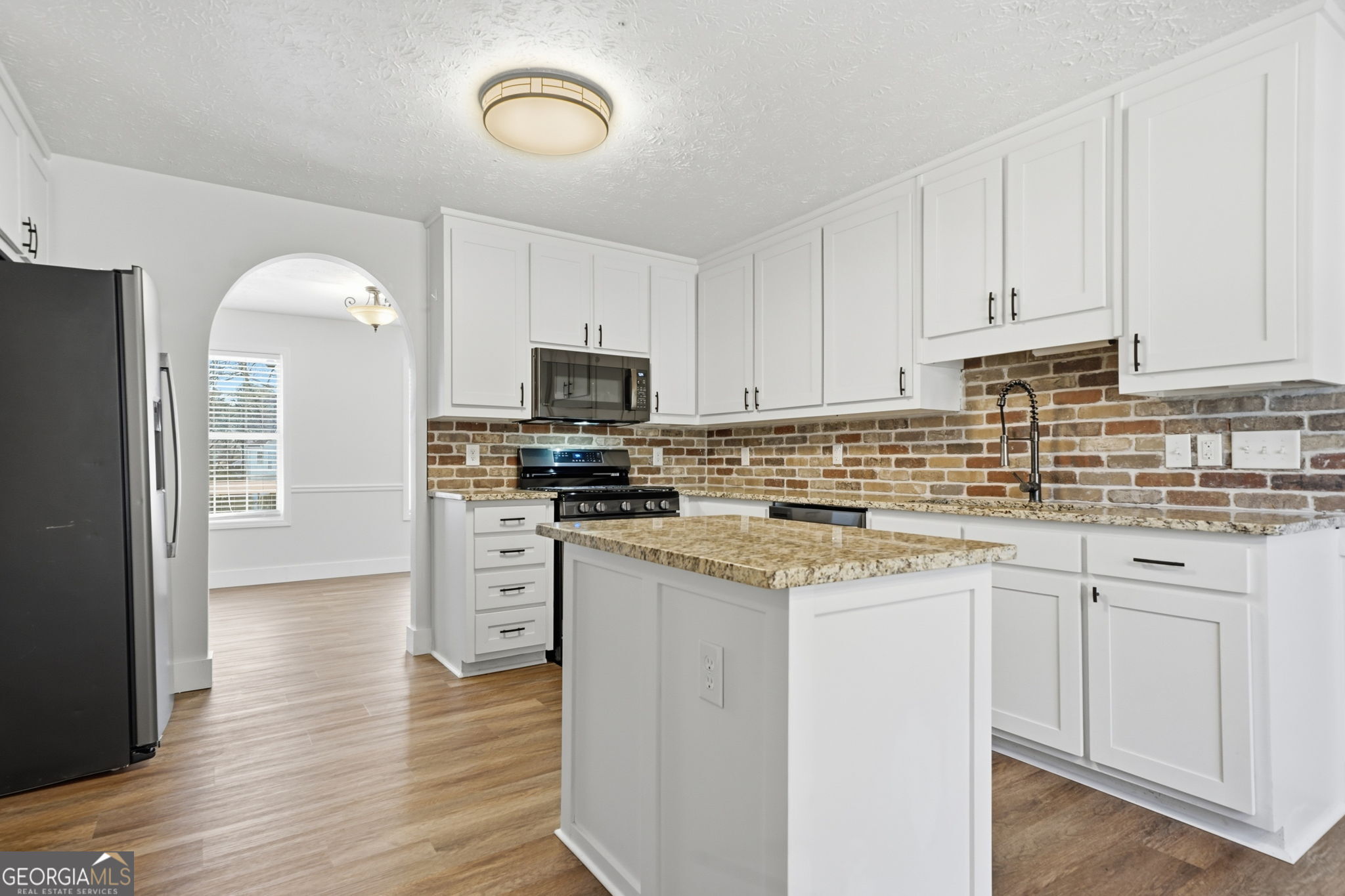 3180 Victoria Ridge Court