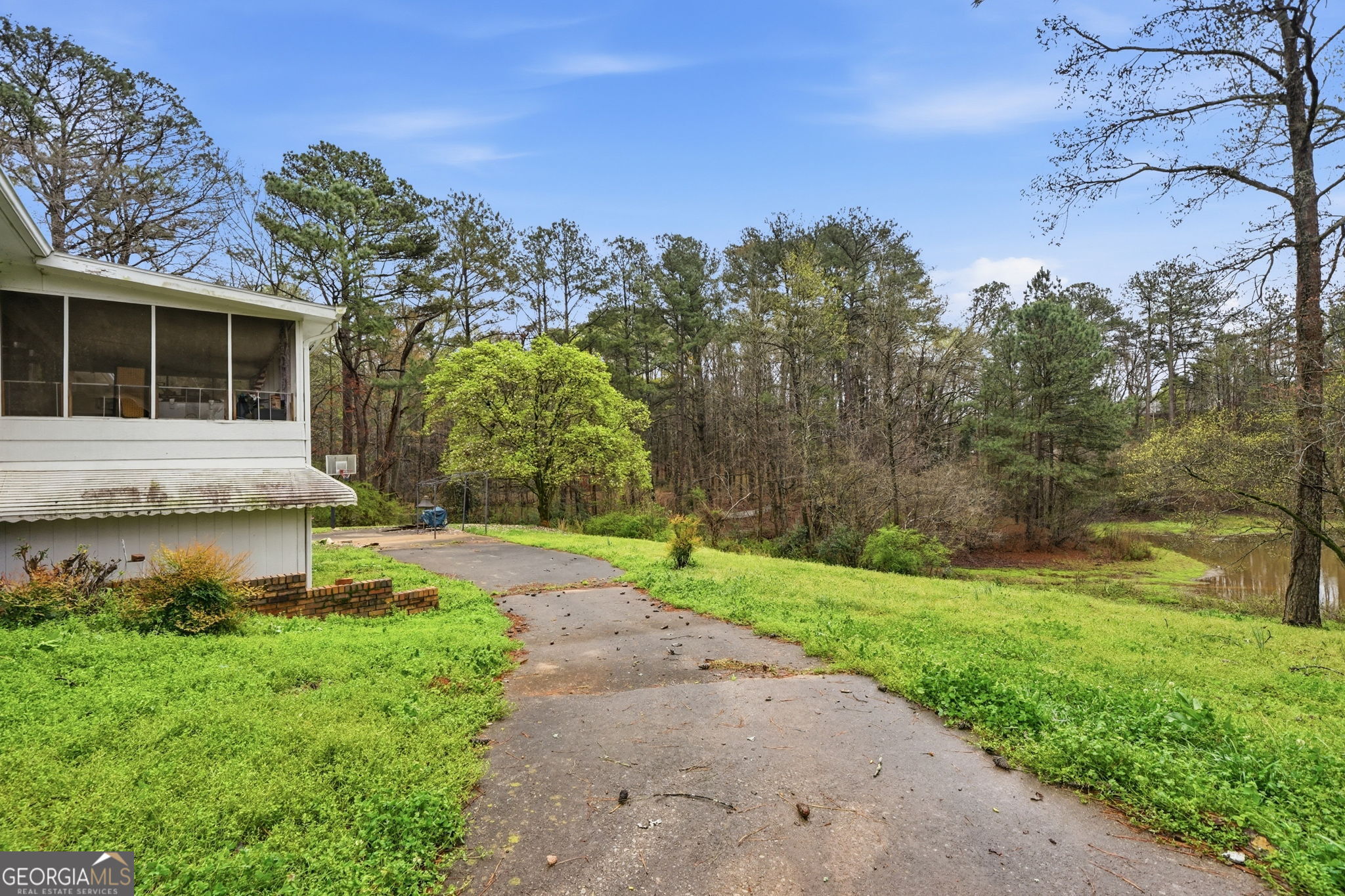 1935 Flat Shoals Road SE