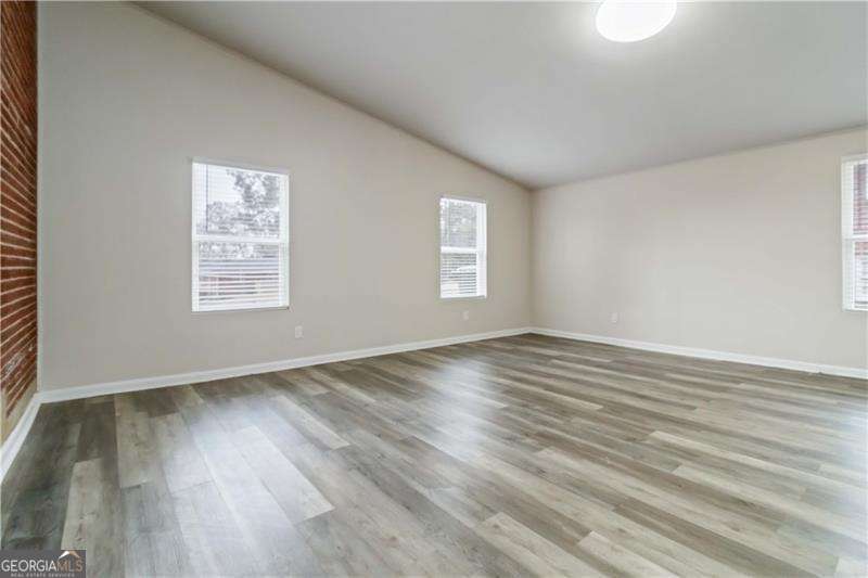 3035 Mclendon Circle NW