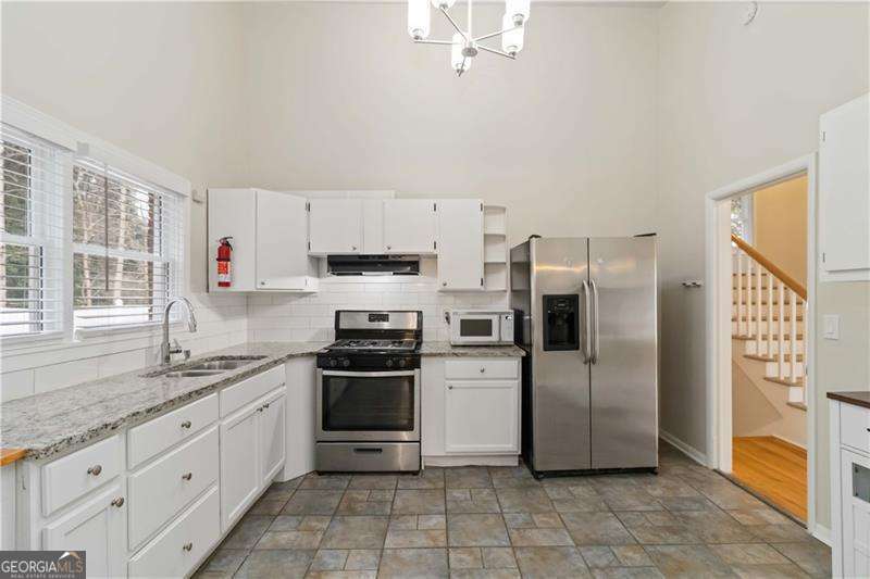 3035 Mclendon Circle NW