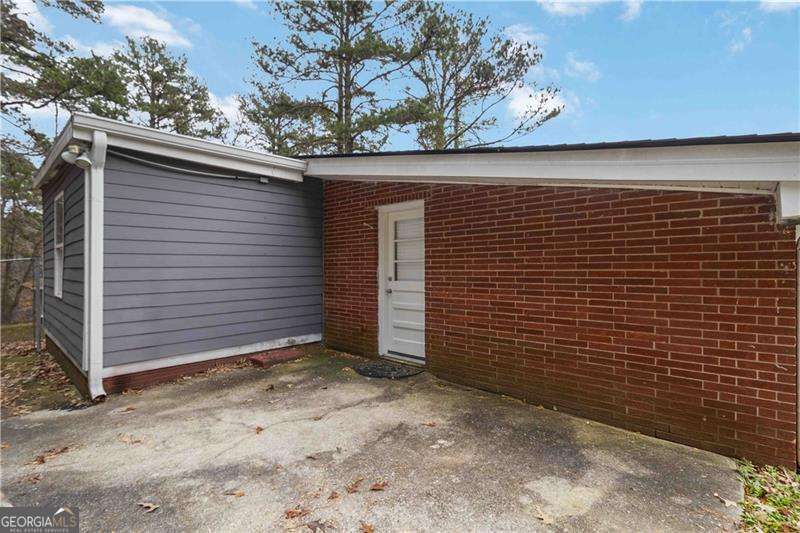 3035 Mclendon Circle NW