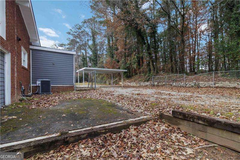 3035 Mclendon Circle NW