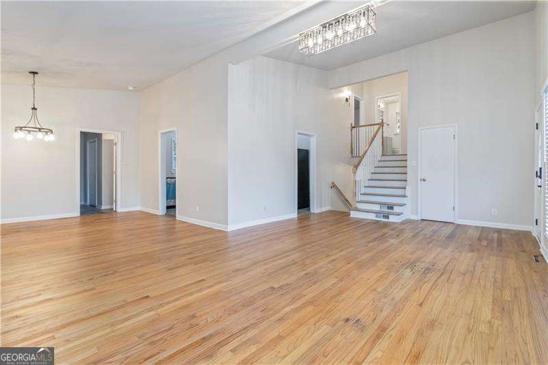 3035 Mclendon Circle NW