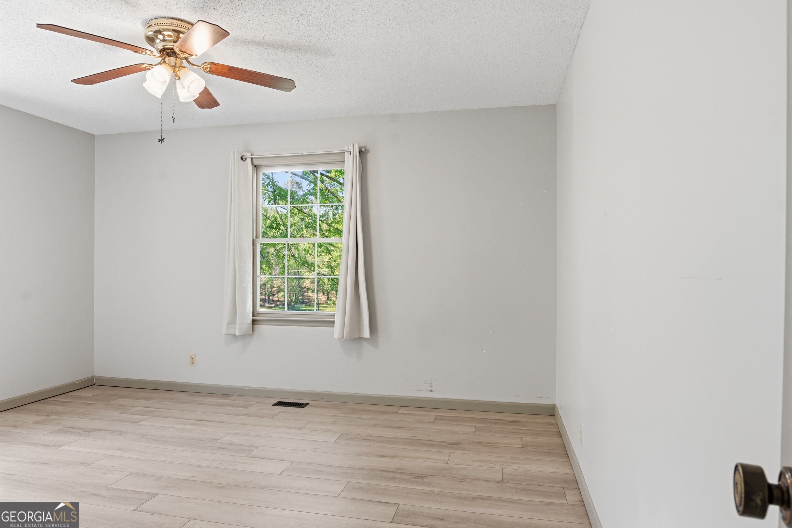 195 Marshall Road NE