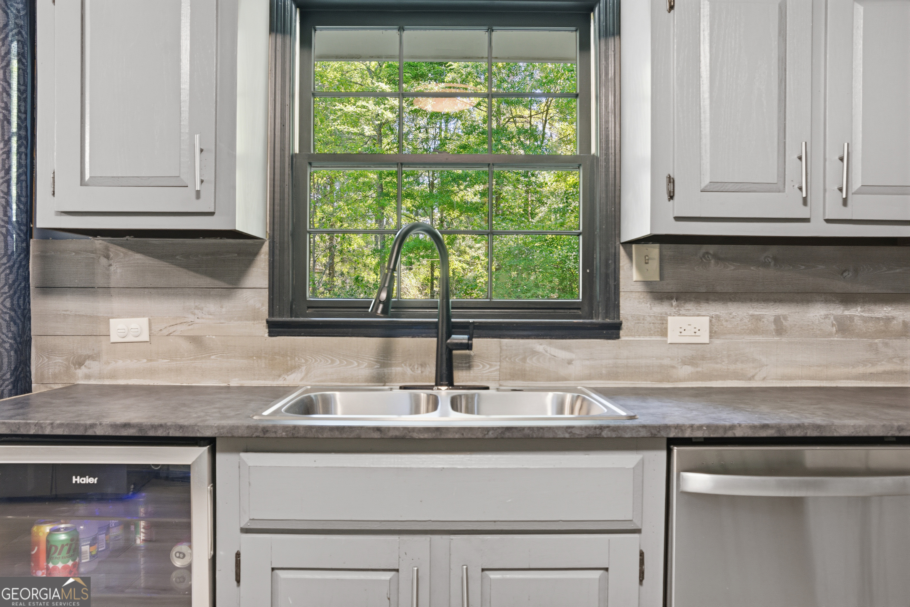 195 Marshall Road NE