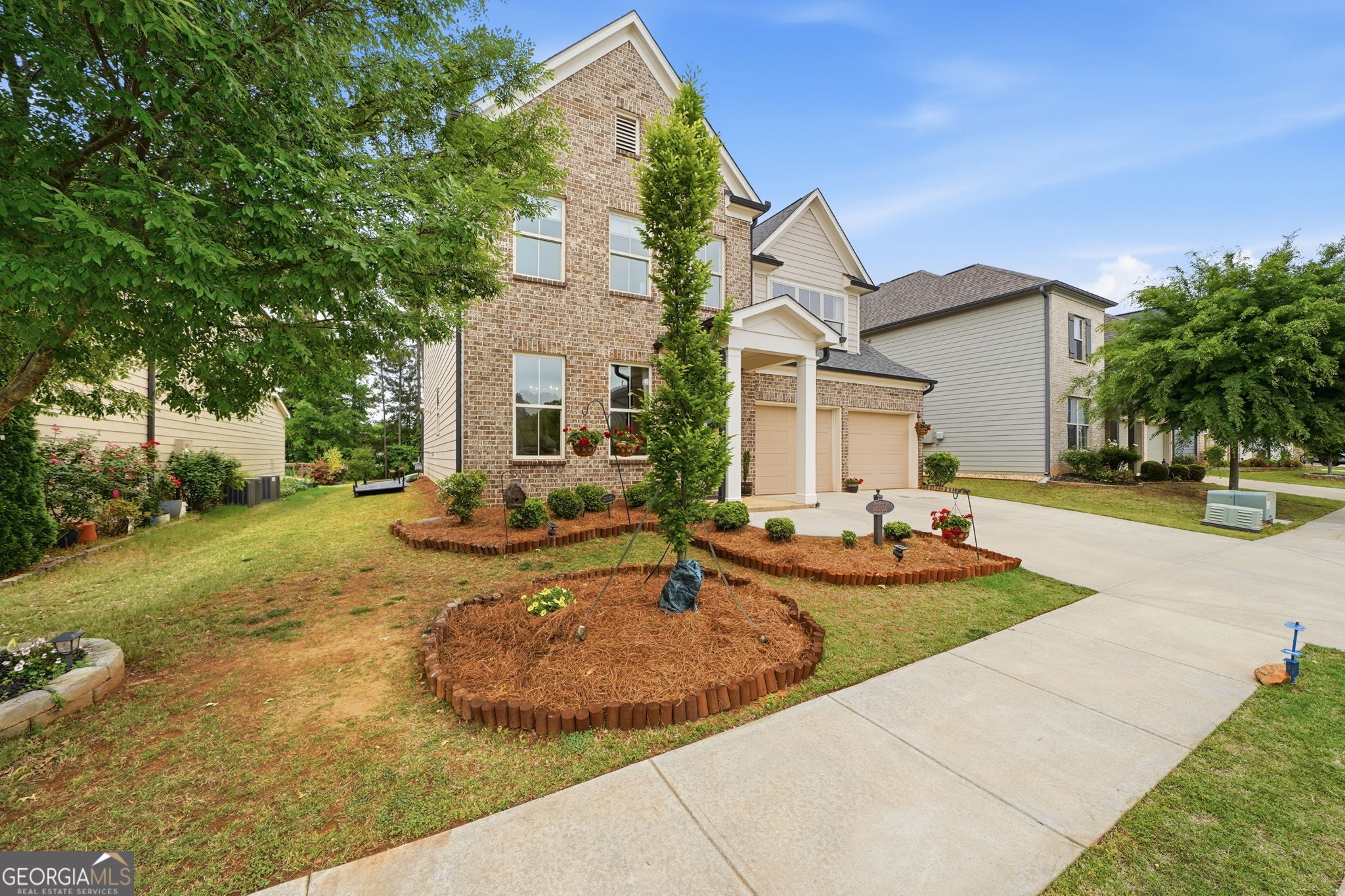 2151 Hempstead Court