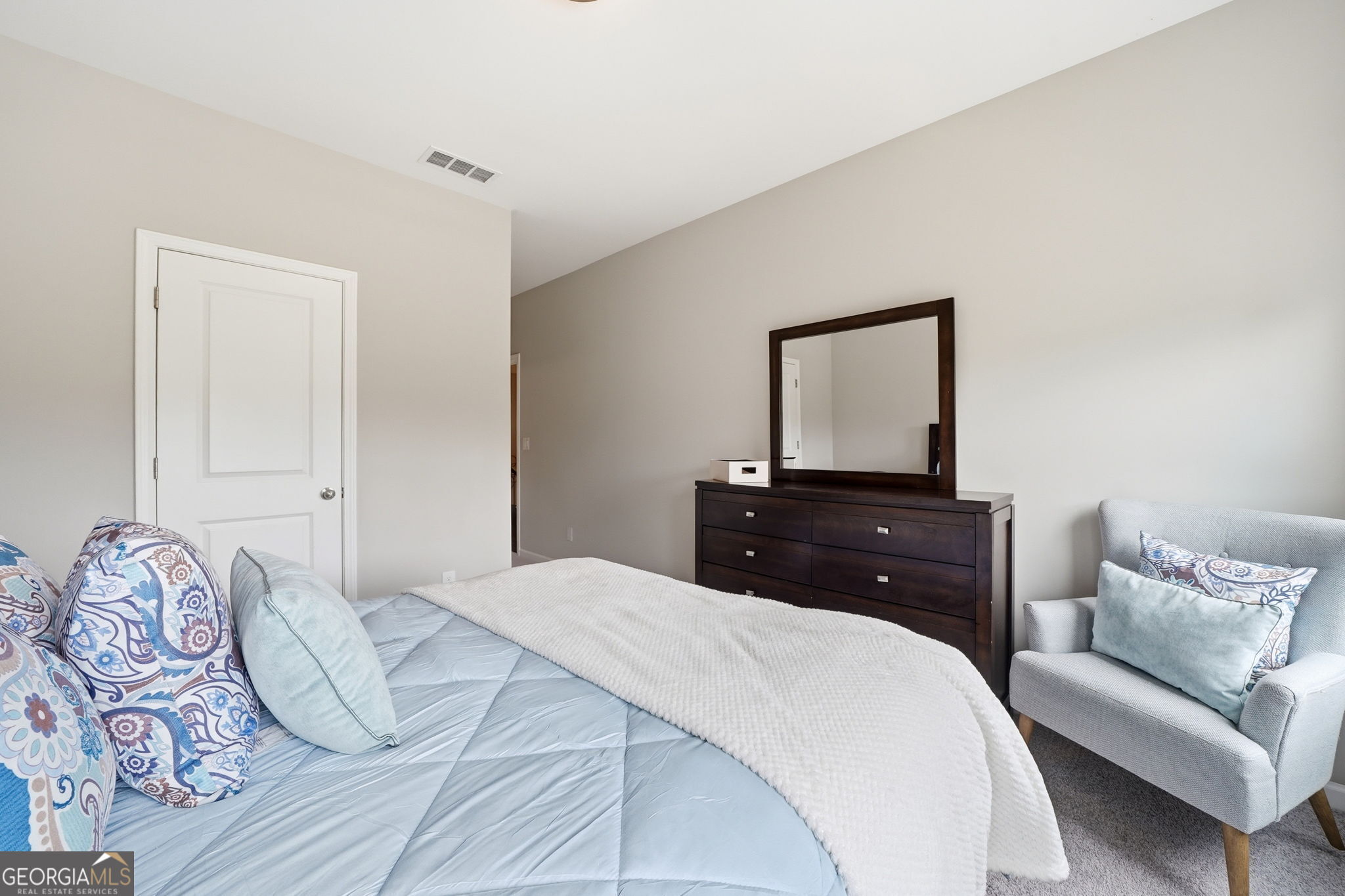 2151 Hempstead Court