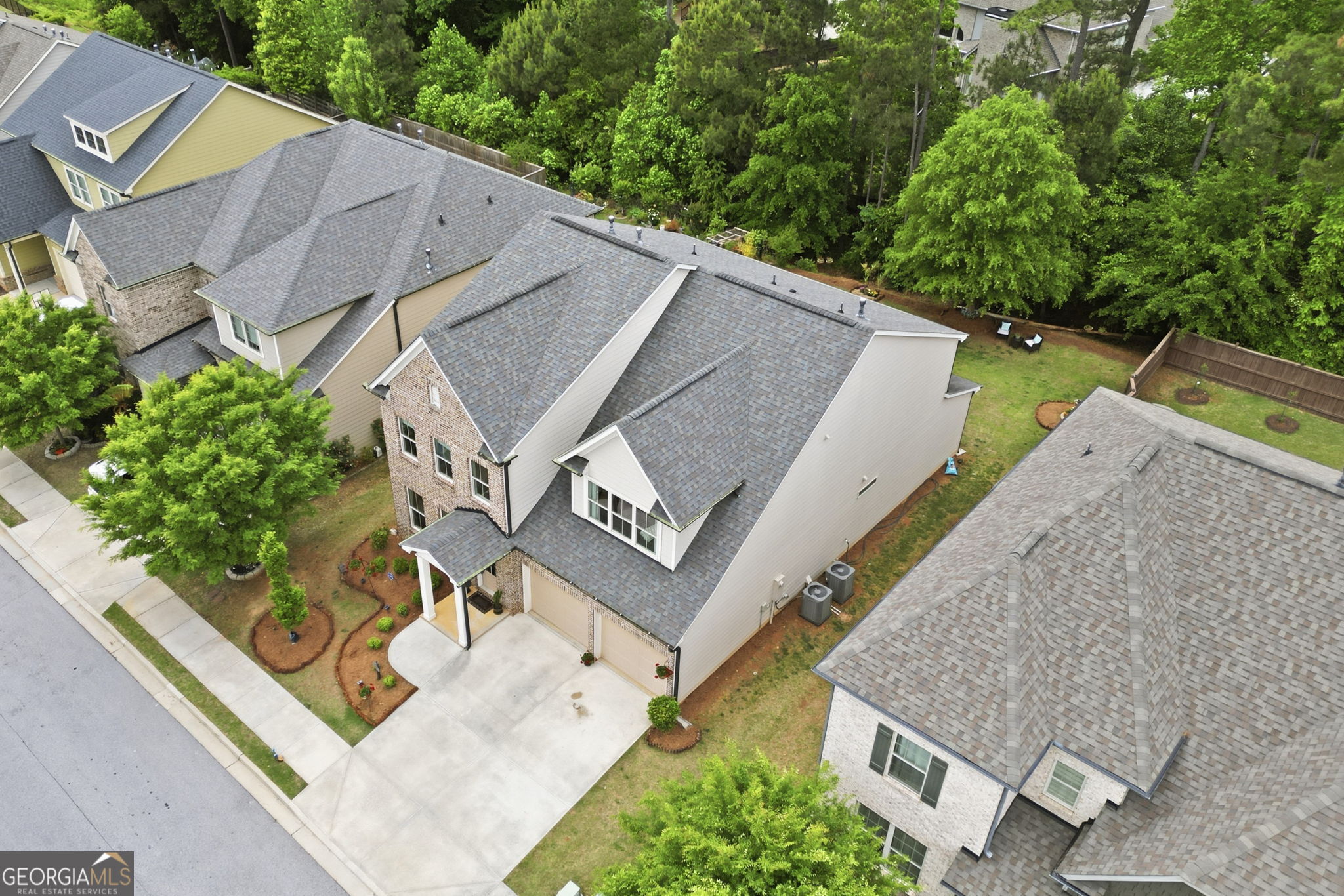2151 Hempstead Court