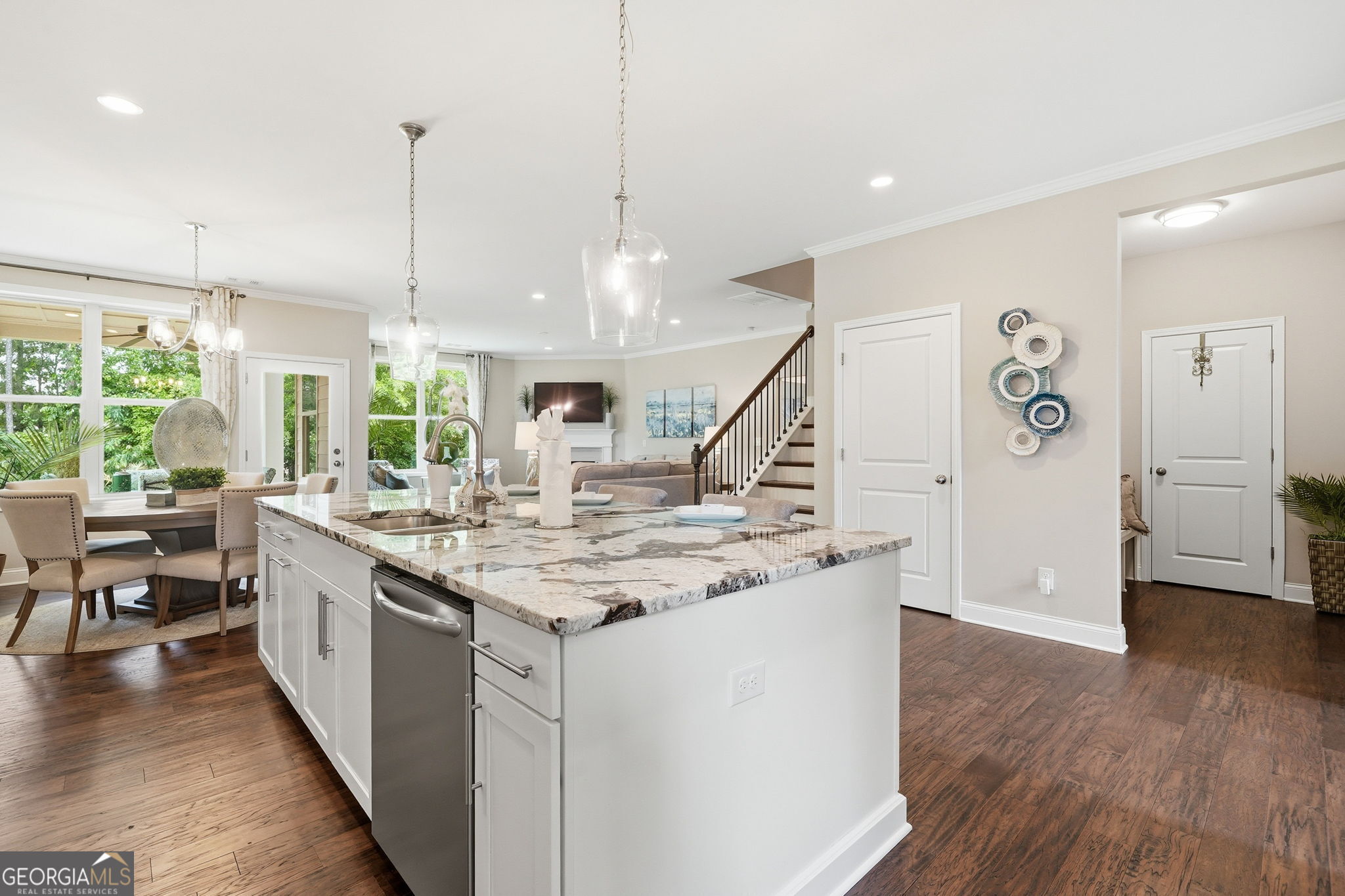 2151 Hempstead Court