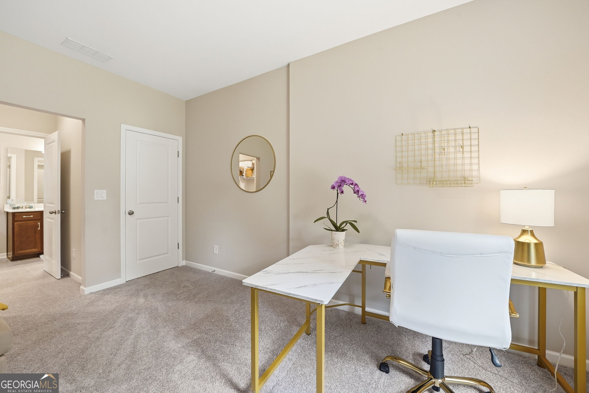 2151 Hempstead Court