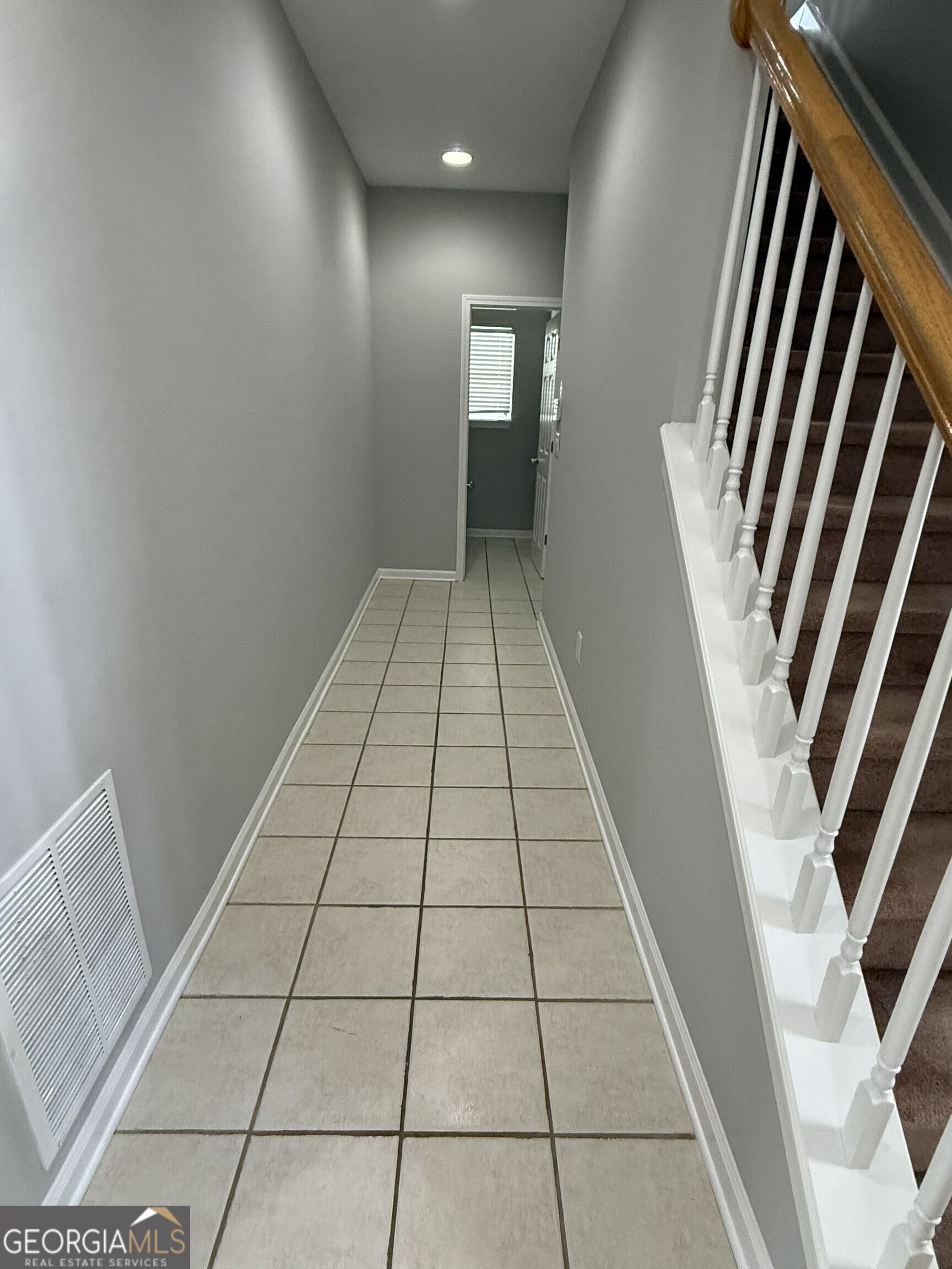 1667 Overview Circle