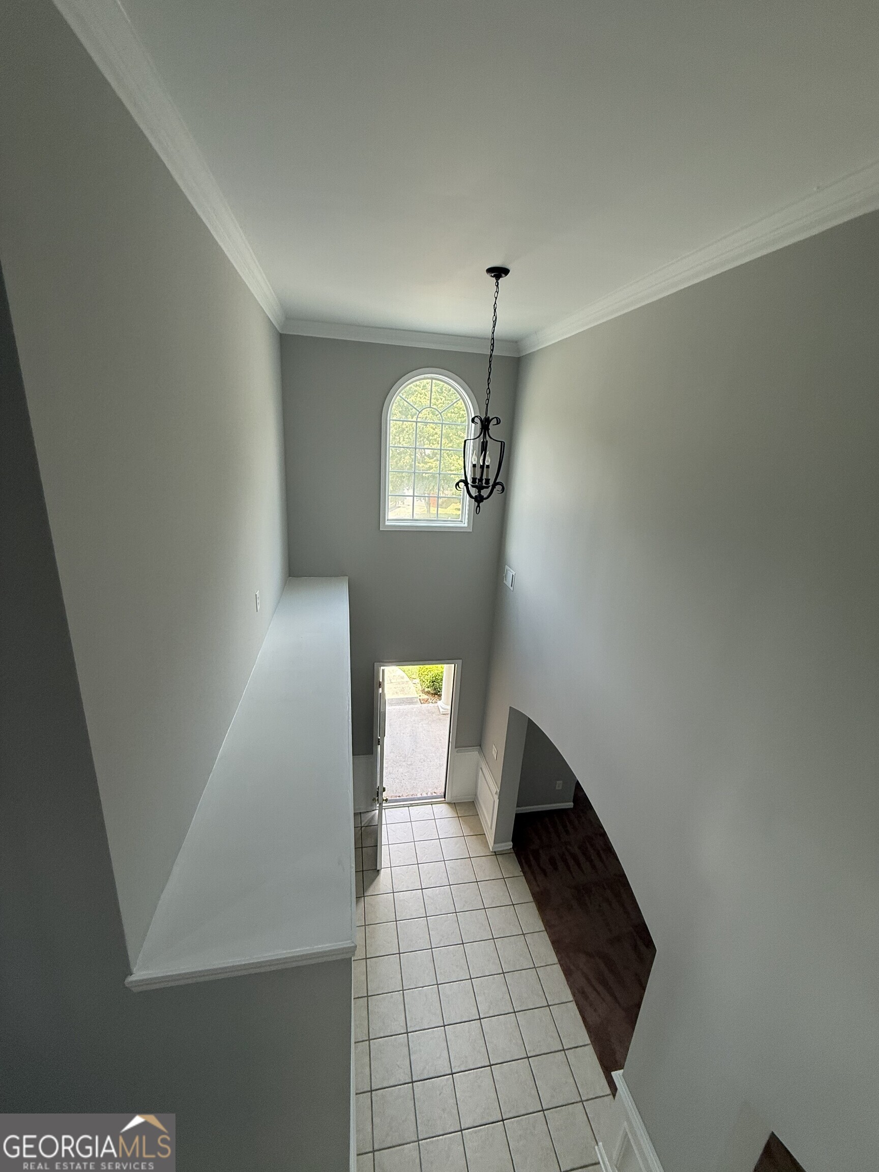 1667 Overview Circle