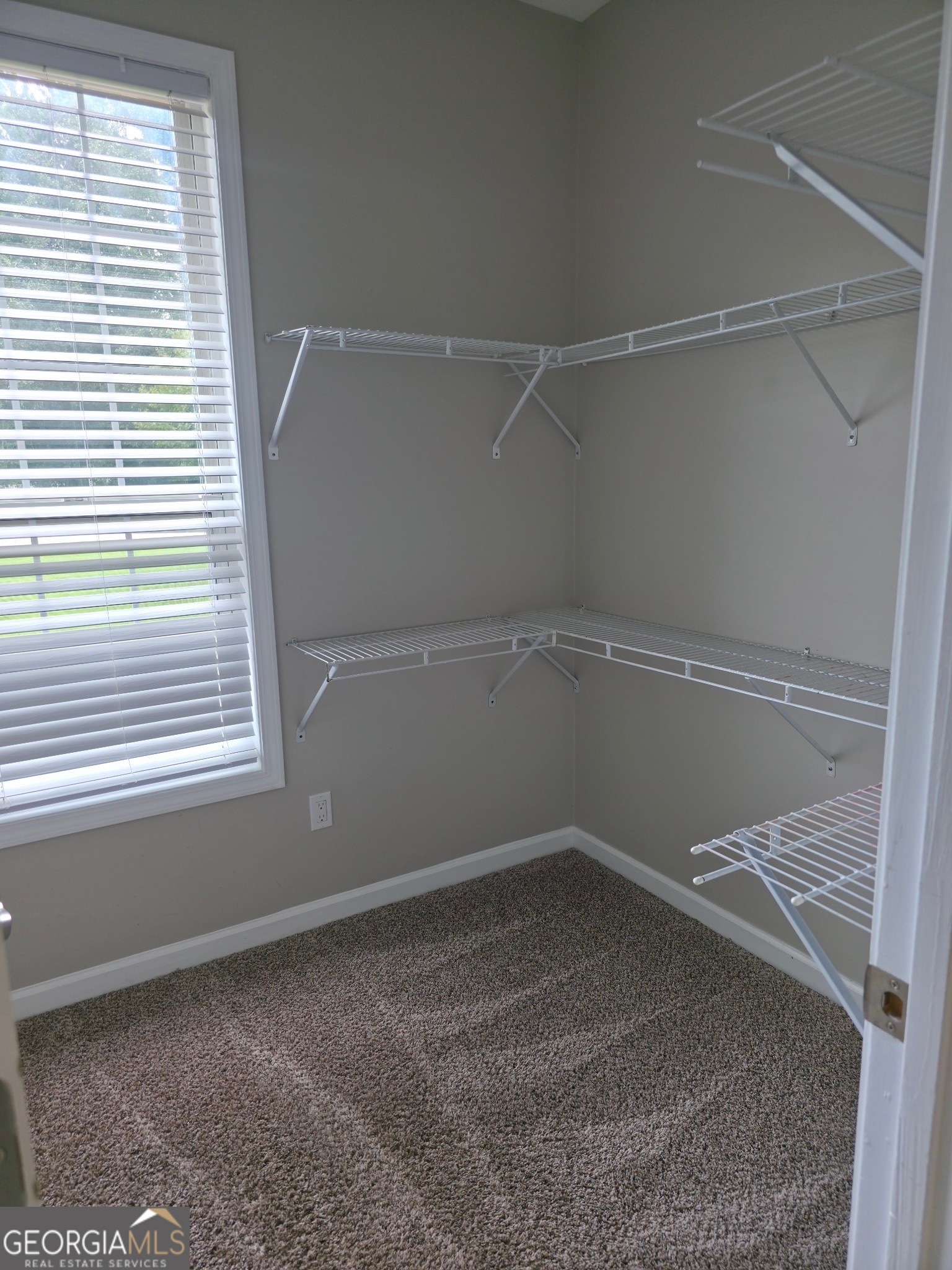 2257 Roseberry Lane