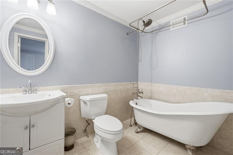 1352 Innsfail Court