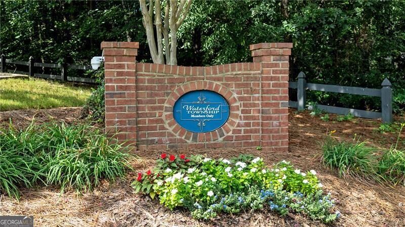 1352 Innsfail Court