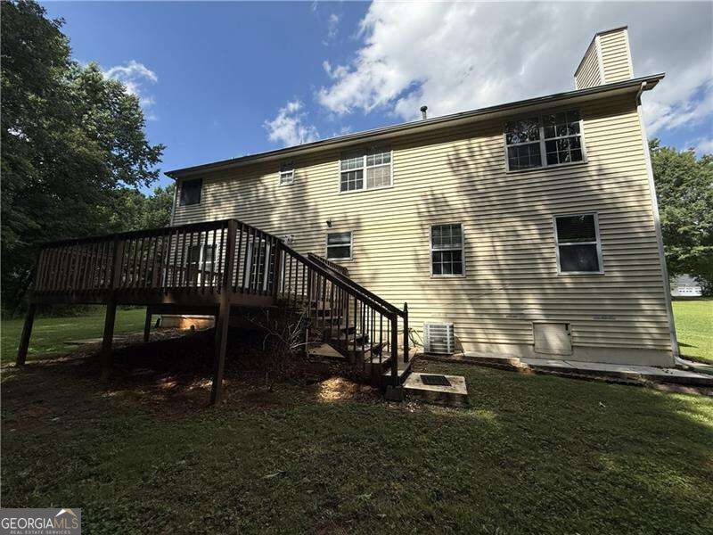 944 Crossing Rock Drive
