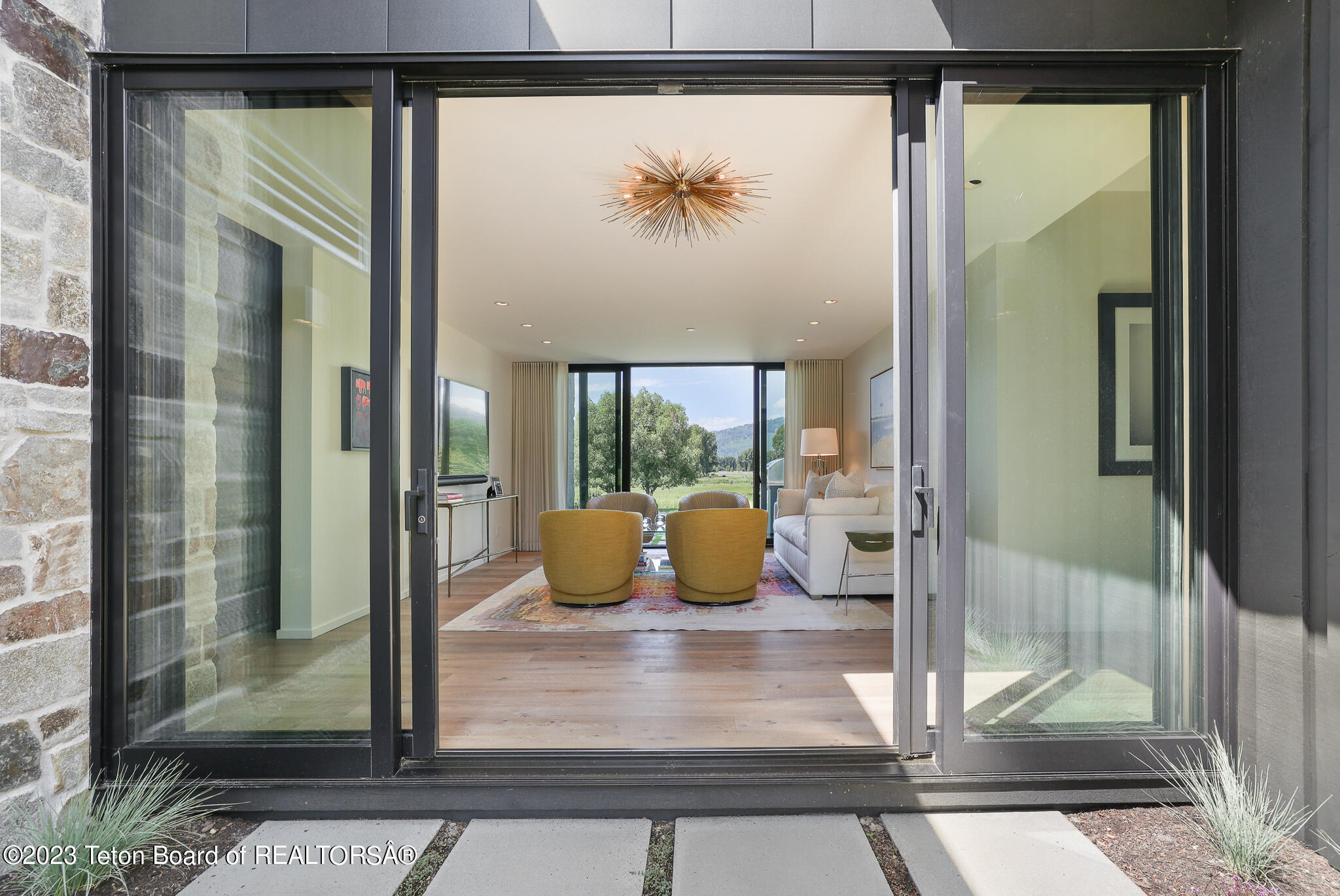 3300 W BOYLES HILL Road