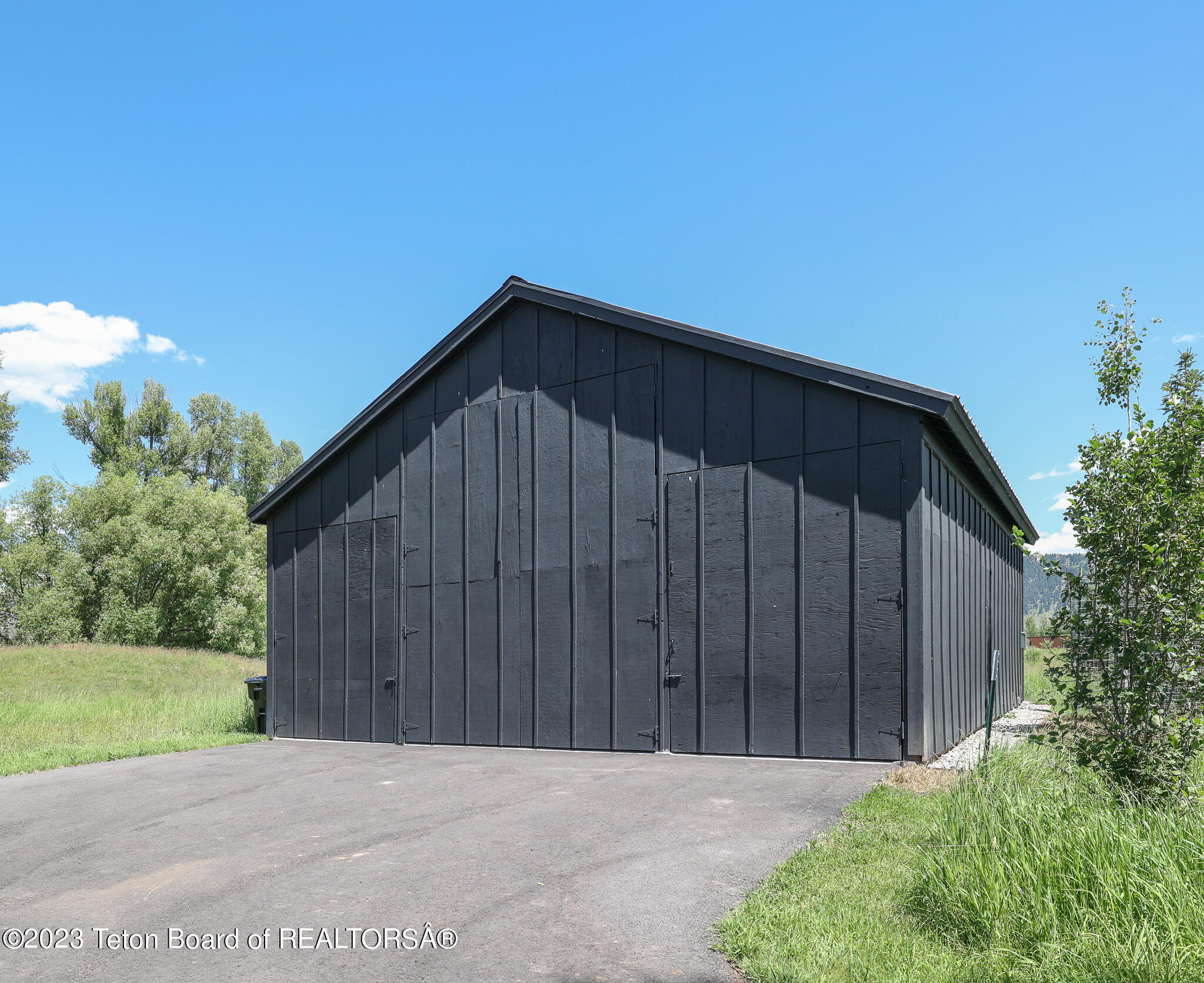 3300 W BOYLES HILL Road