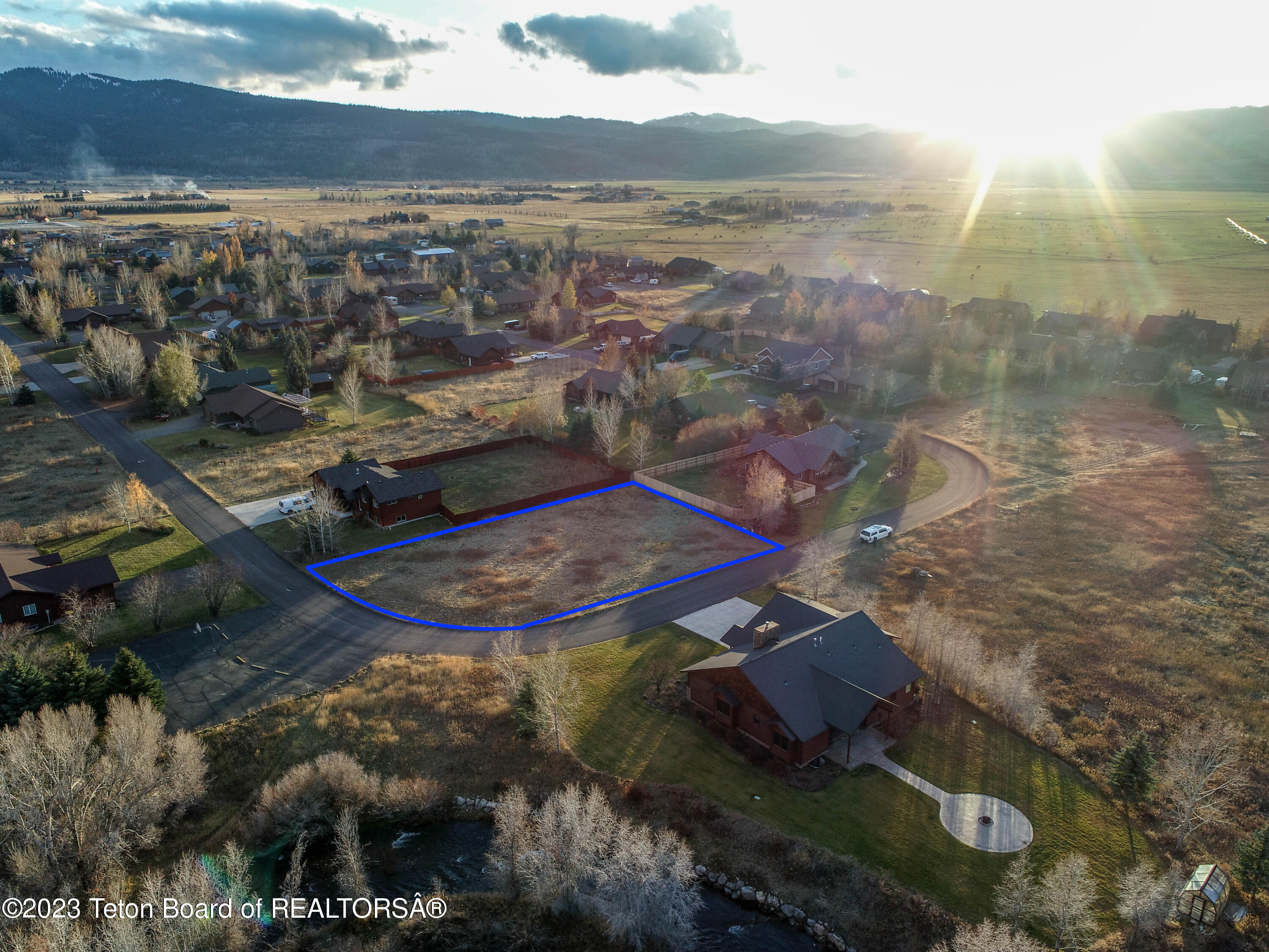 8166 BROWN TROUT Bend